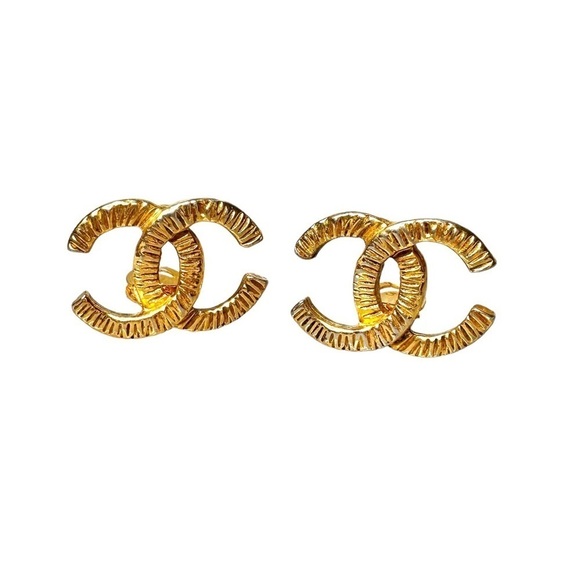 CHANEL Gold CC Vintage Clip On Earrings Set - Picture 4 of 16